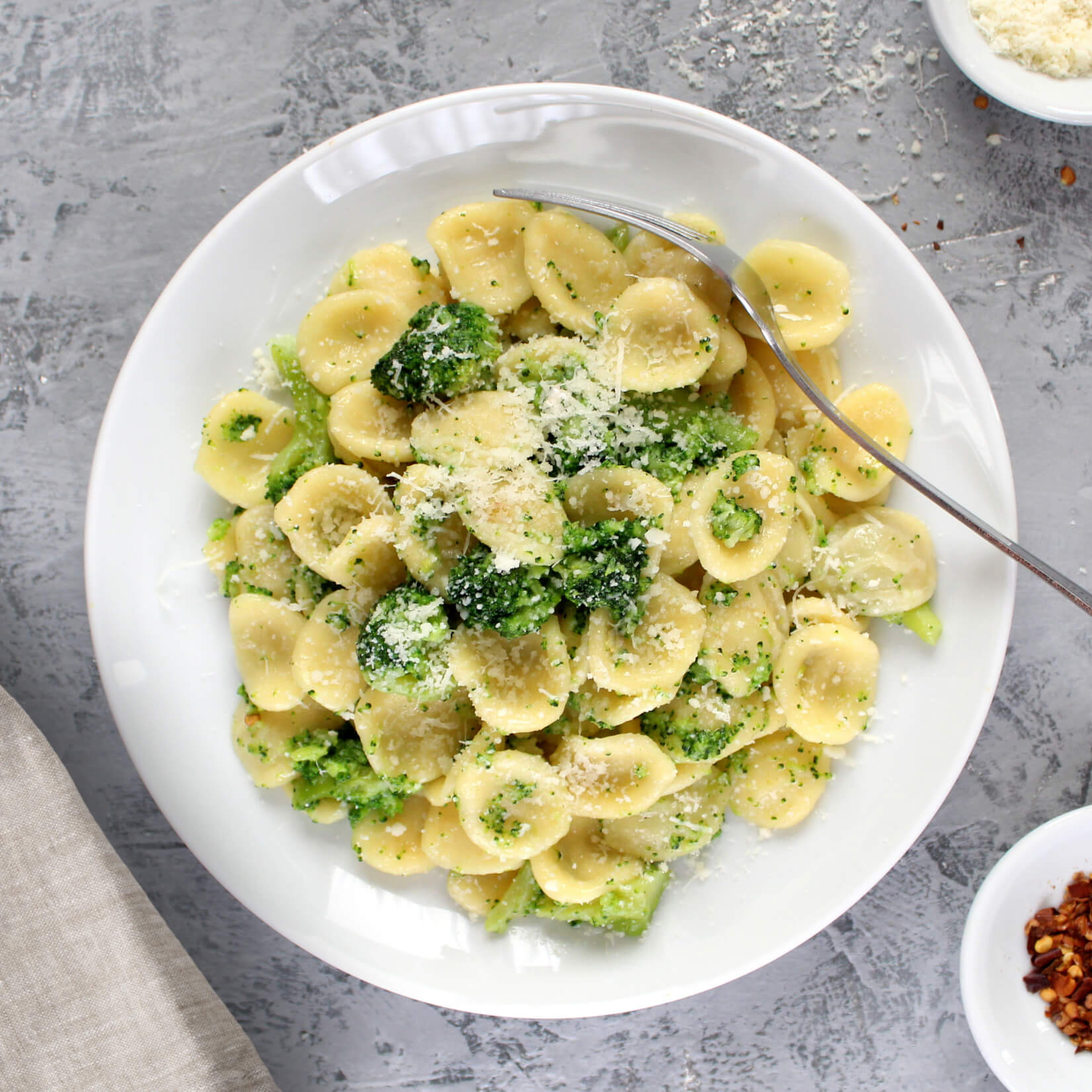 Orecchiette broccoletti e acciughe